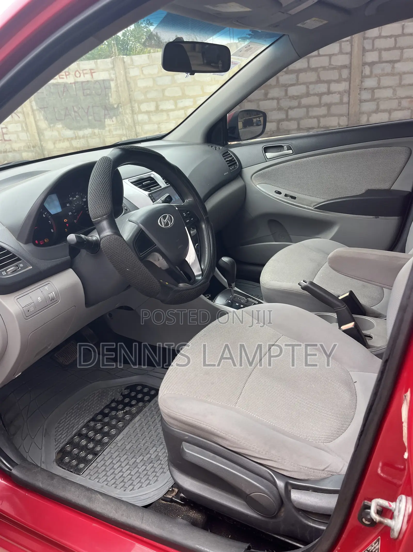 Hyundai Accent 2012 Black