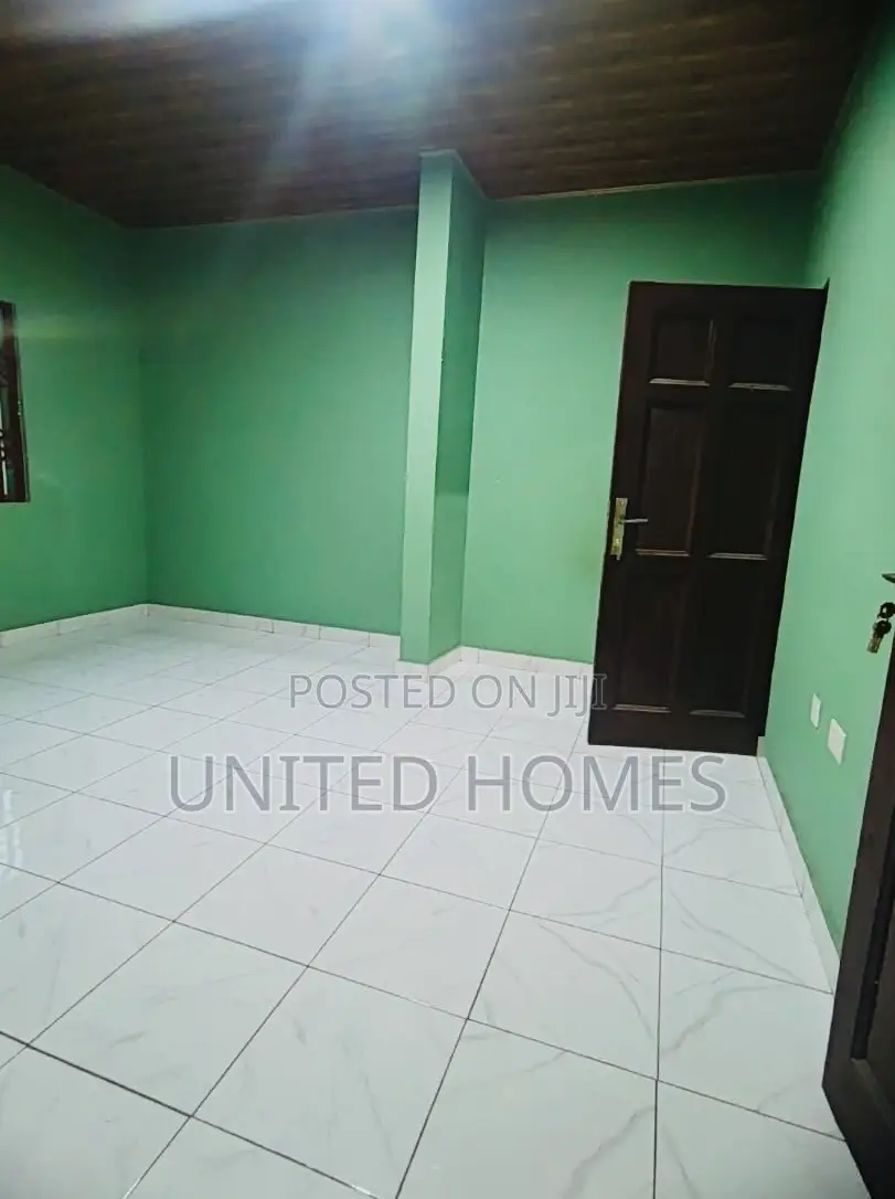 2bdrm Apartment in Ablekuma for rent