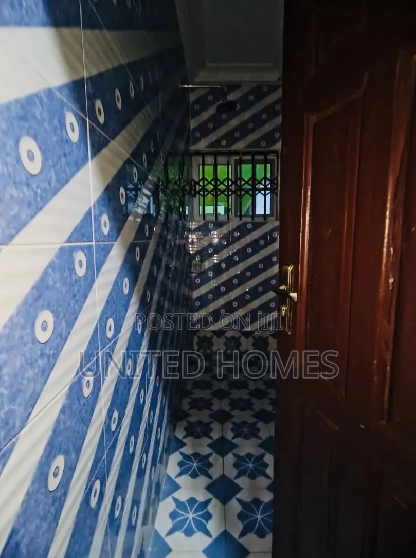 2bdrm Apartment in Ablekuma for rent