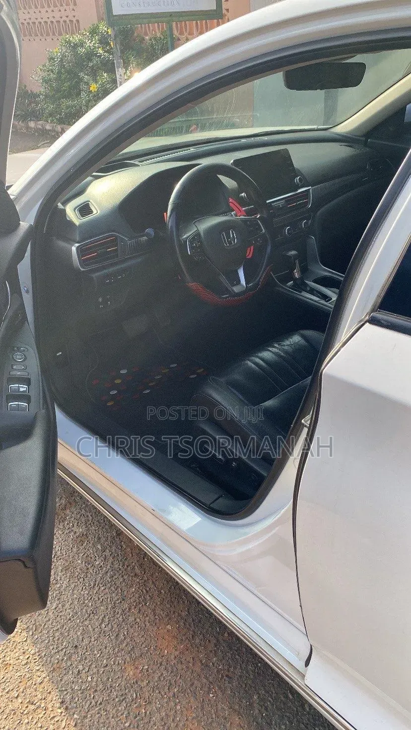 Honda Accord 2019 White