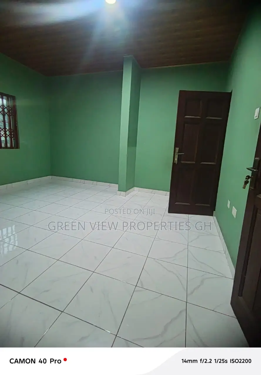 2bdrm Apartment in Ablekuma for rent