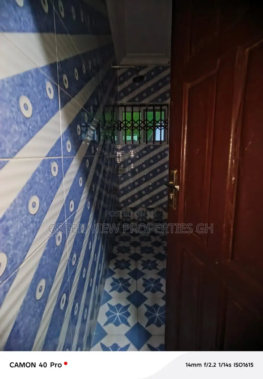 2bdrm Apartment in Ablekuma for rent