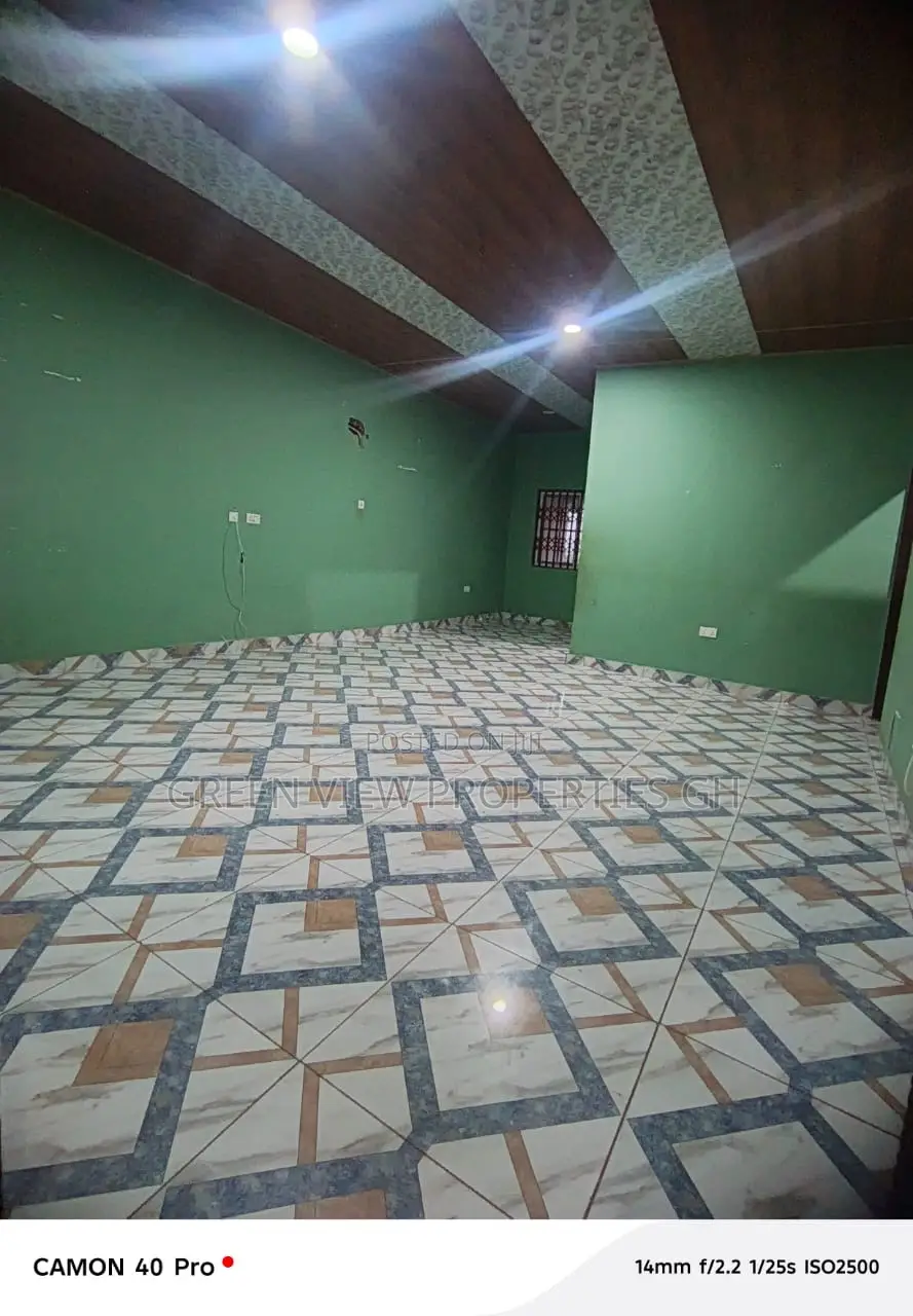 2bdrm Apartment in Ablekuma for rent
