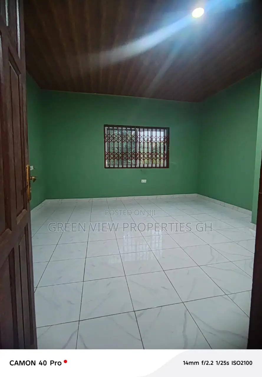 2bdrm Apartment in Ablekuma for rent