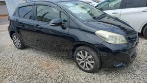 Toyota Vitz 2012 Black