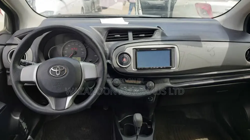 Toyota Vitz 2012 Black