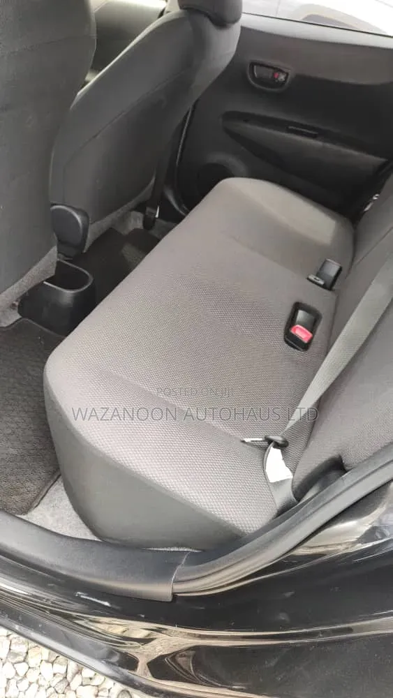 Toyota Vitz 2012 Black