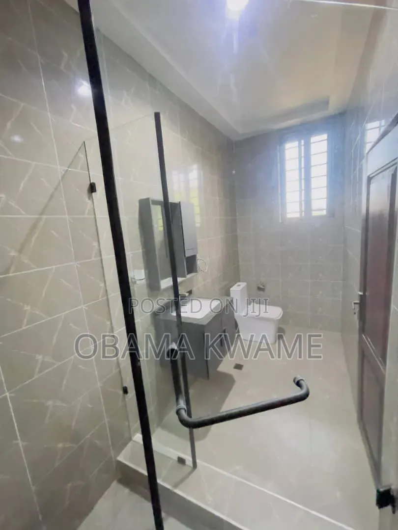 4bdrm House in Laryea Homes, Lake Side Estate for sale