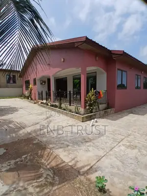 4bdrm House in Ofankor Barrier, Post Office Area for rent
