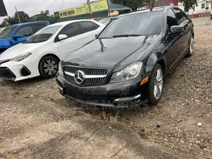 Mercedes-Benz C250 2012 Gray