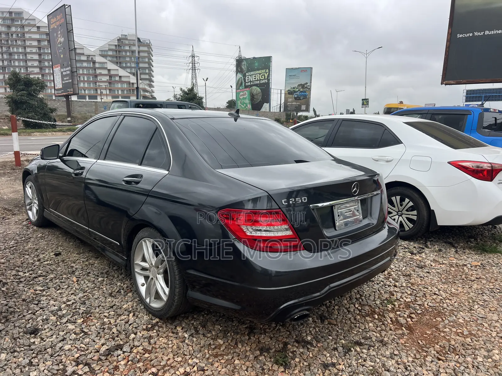 Mercedes-Benz C250 2012 Gray