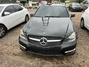Mercedes-Benz C250 2012 Gray