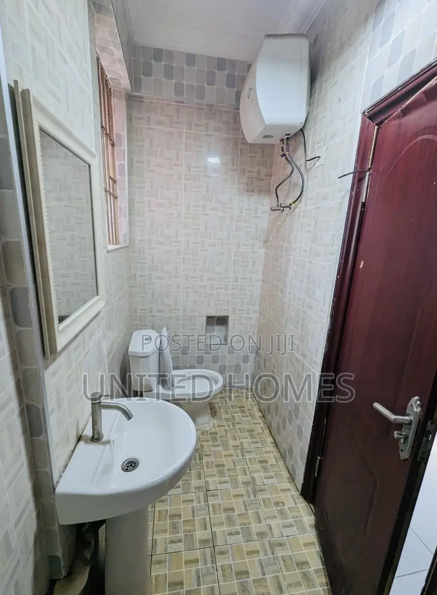 2bdrm Apartment in Achimota for rent