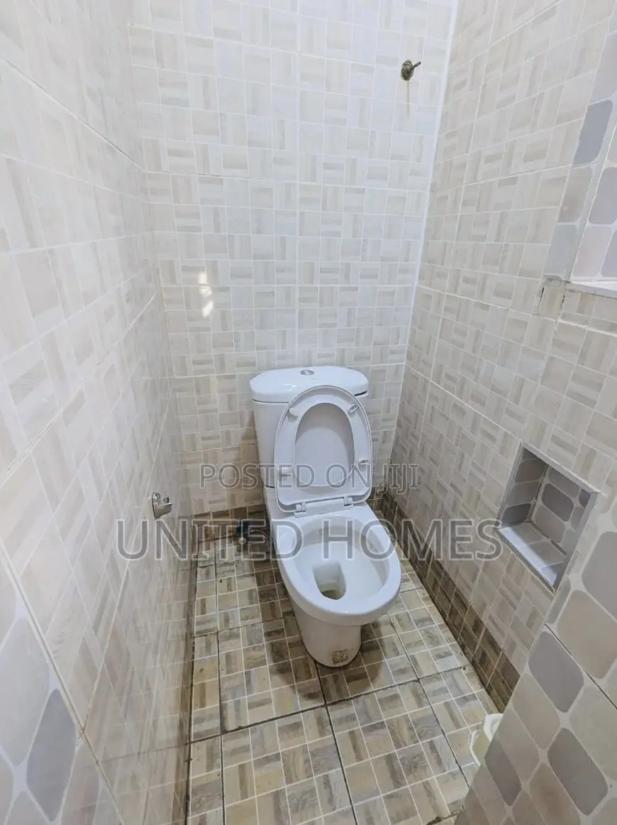 2bdrm Apartment in Achimota for rent