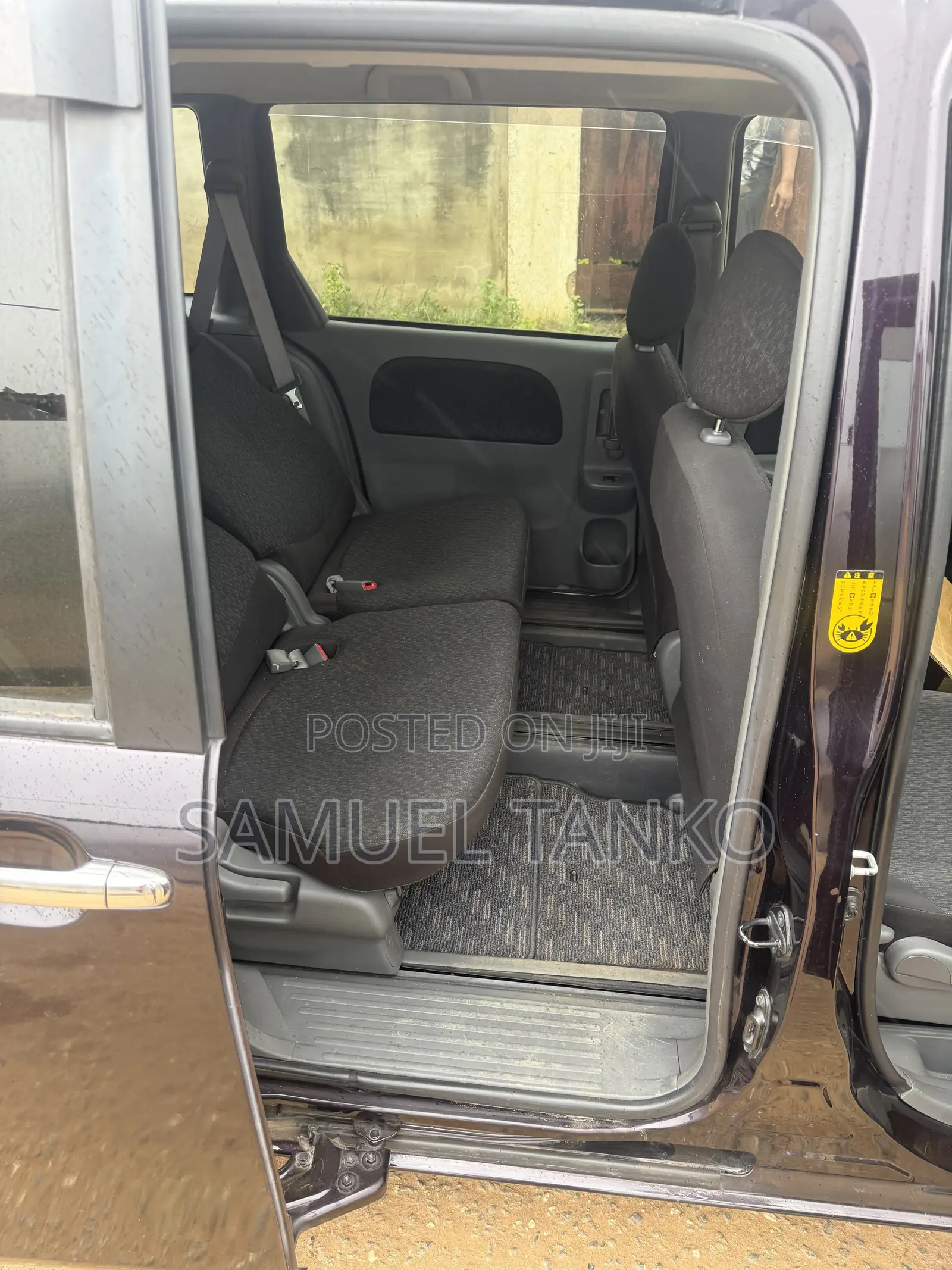 Toyota Sienta 2013 Gray