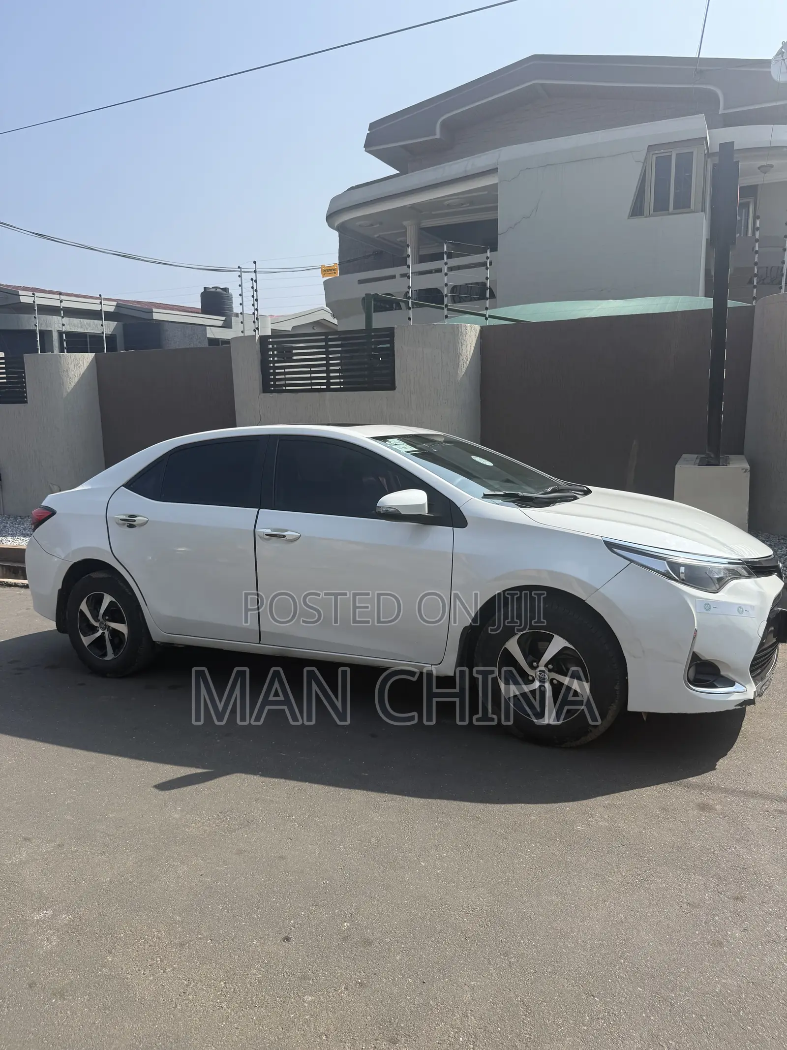 Toyota Corolla 2019 White