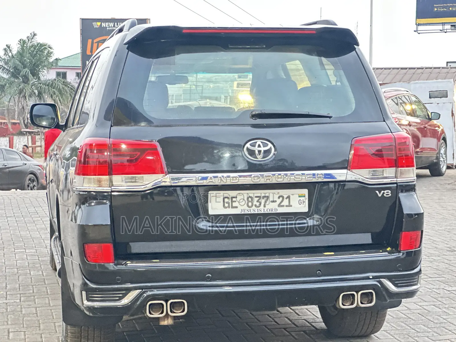 Toyota Land Cruiser 4.5 V8 DLX 2014 Black