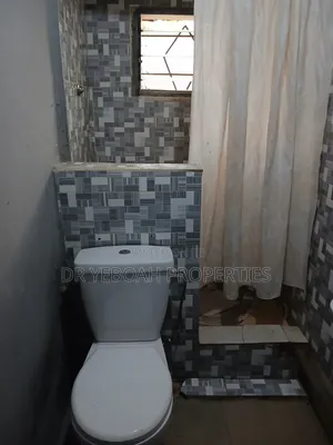 1bdrm House in Spintex Road:- Hall, Baatsona Total for rent