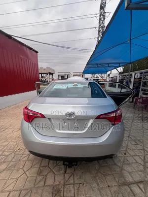 Toyota Corolla 2017 Silver