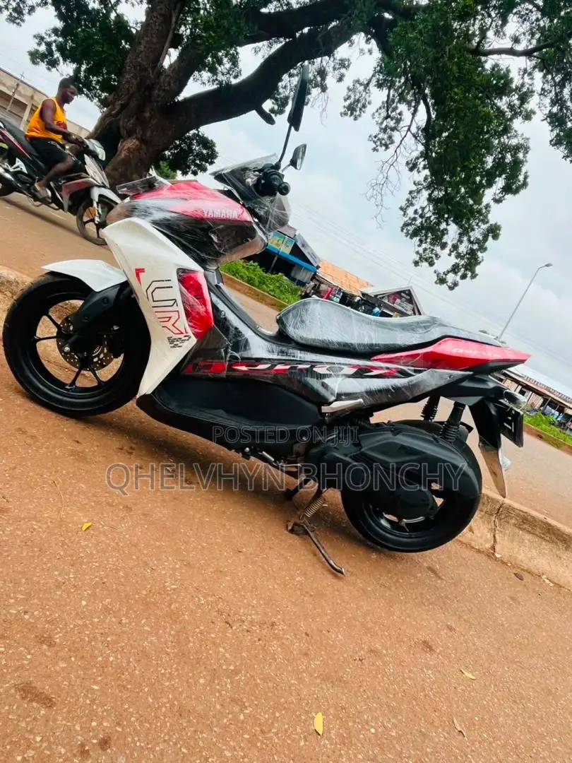 Yamaha Aerox 2024 Red