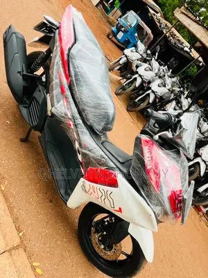 Yamaha Aerox 2024 Red