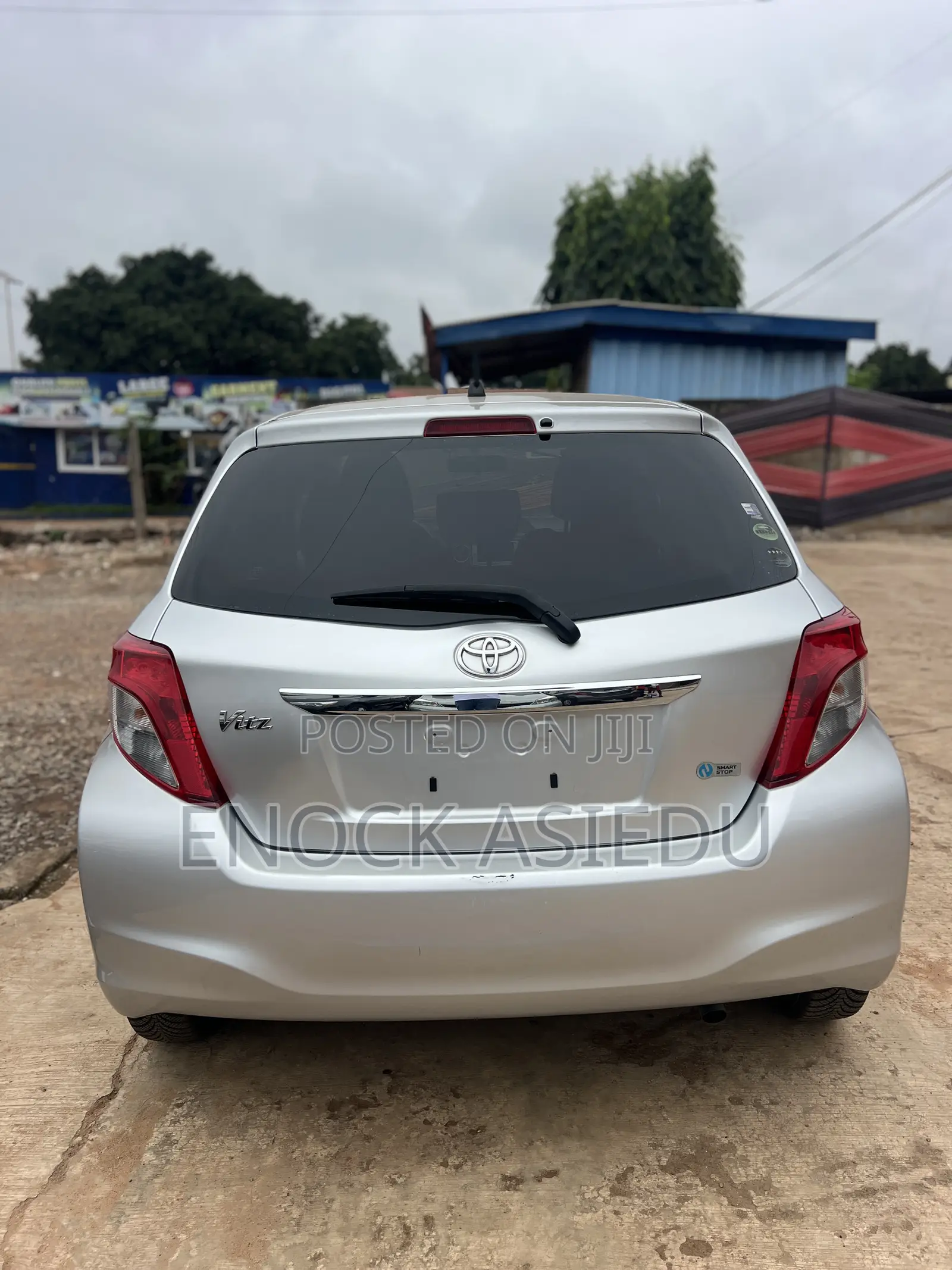 Toyota Vitz 1.3 AWD 3dr 2013 Silver