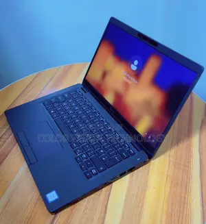 Laptop Dell Latitude 5300 8GB Intel Core 5 SSD 256GB