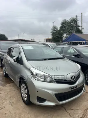Toyota Vitz 1.3 AWD 3dr 2013 Green