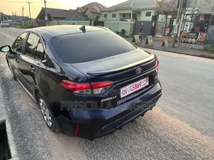 Toyota Corolla 2023 Blue