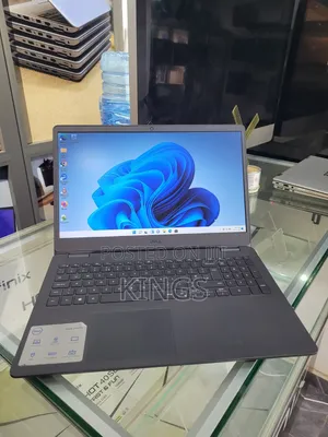 Laptop Dell Vostro 15 3000 8GB Intel Core i7 SSD 256GB