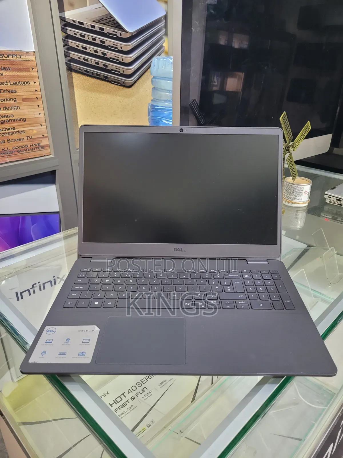Laptop Dell Vostro 15 3000 8GB Intel Core i7 SSD 256GB