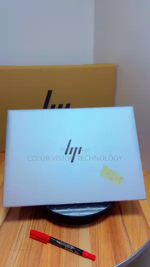 Laptop HP EliteBook 830 G9 16GB Intel Core i5 SSD 256GB