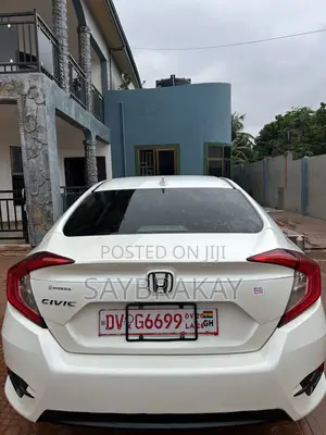 Honda Civic EX Sedan 2018 Off white
