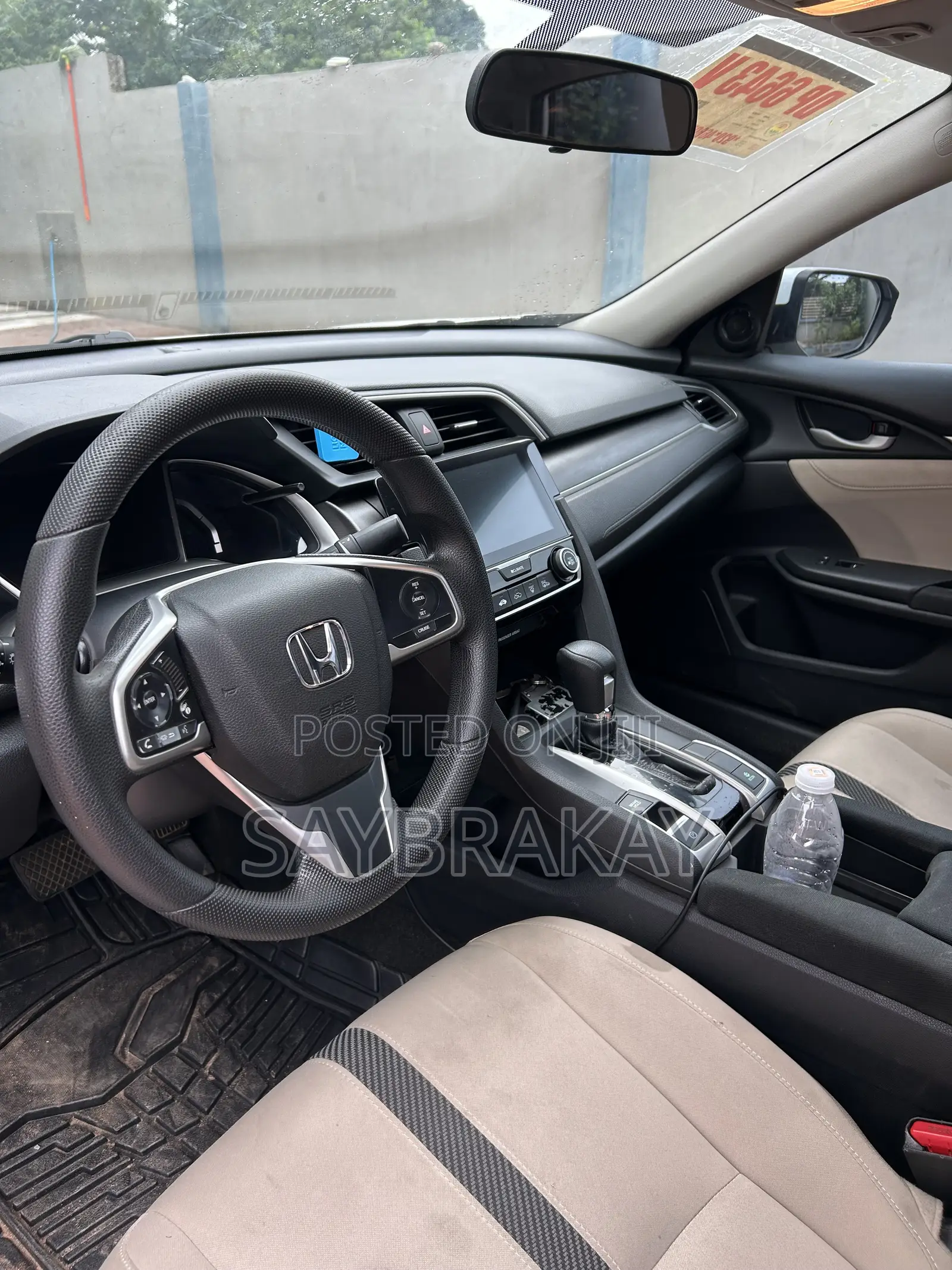 Honda Civic EX Sedan 2018 Off white