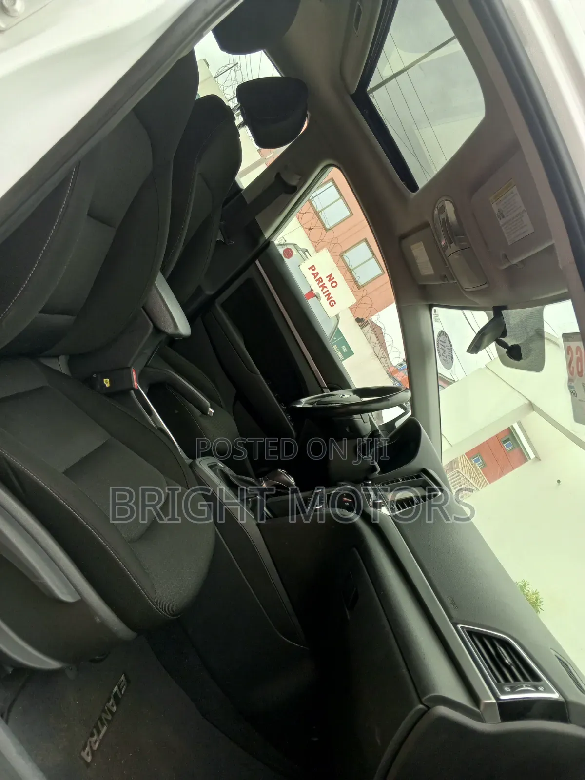 Hyundai Elantra 2018 White