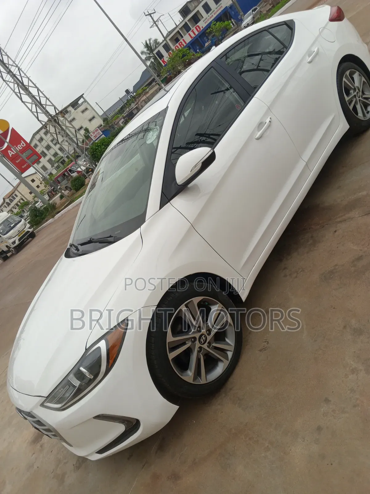 Hyundai Elantra 2018 White