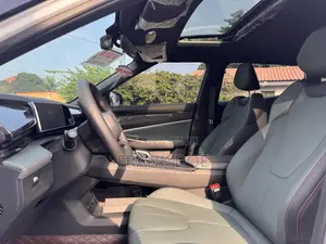 Geely Boyue 2025 White