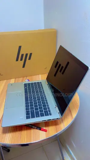 Laptop HP ProBook 430 G7 8GB AMD Ryzen 5 SSD 256GB