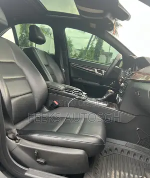 Mercedes-Benz C250 2014 Black