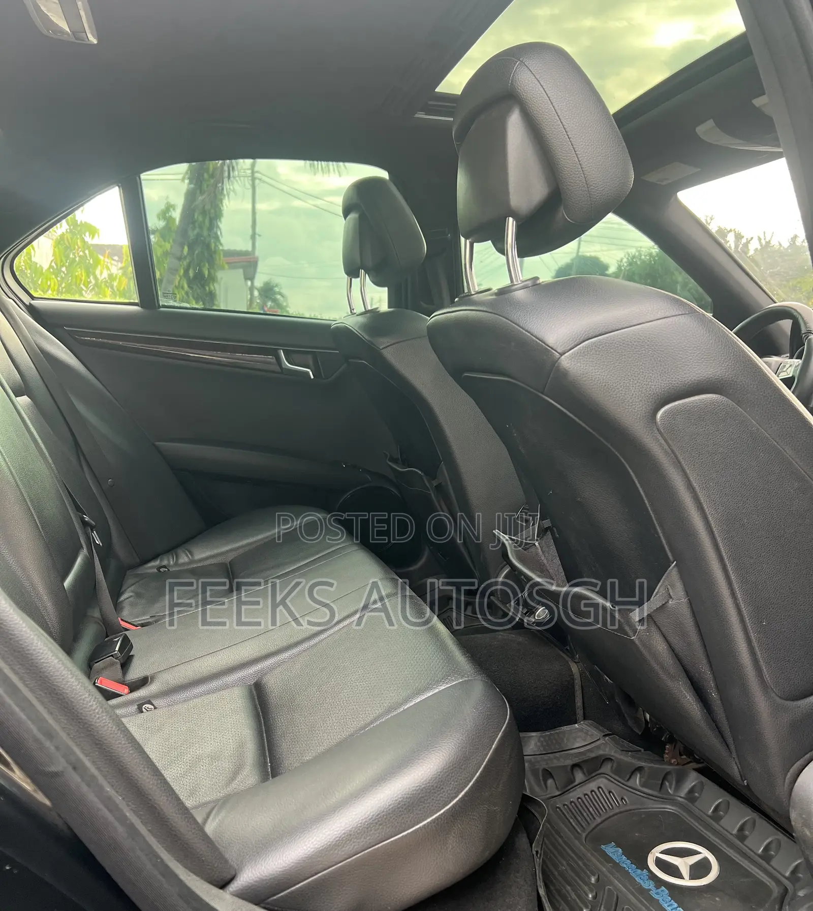 Mercedes-Benz C250 2014 Black