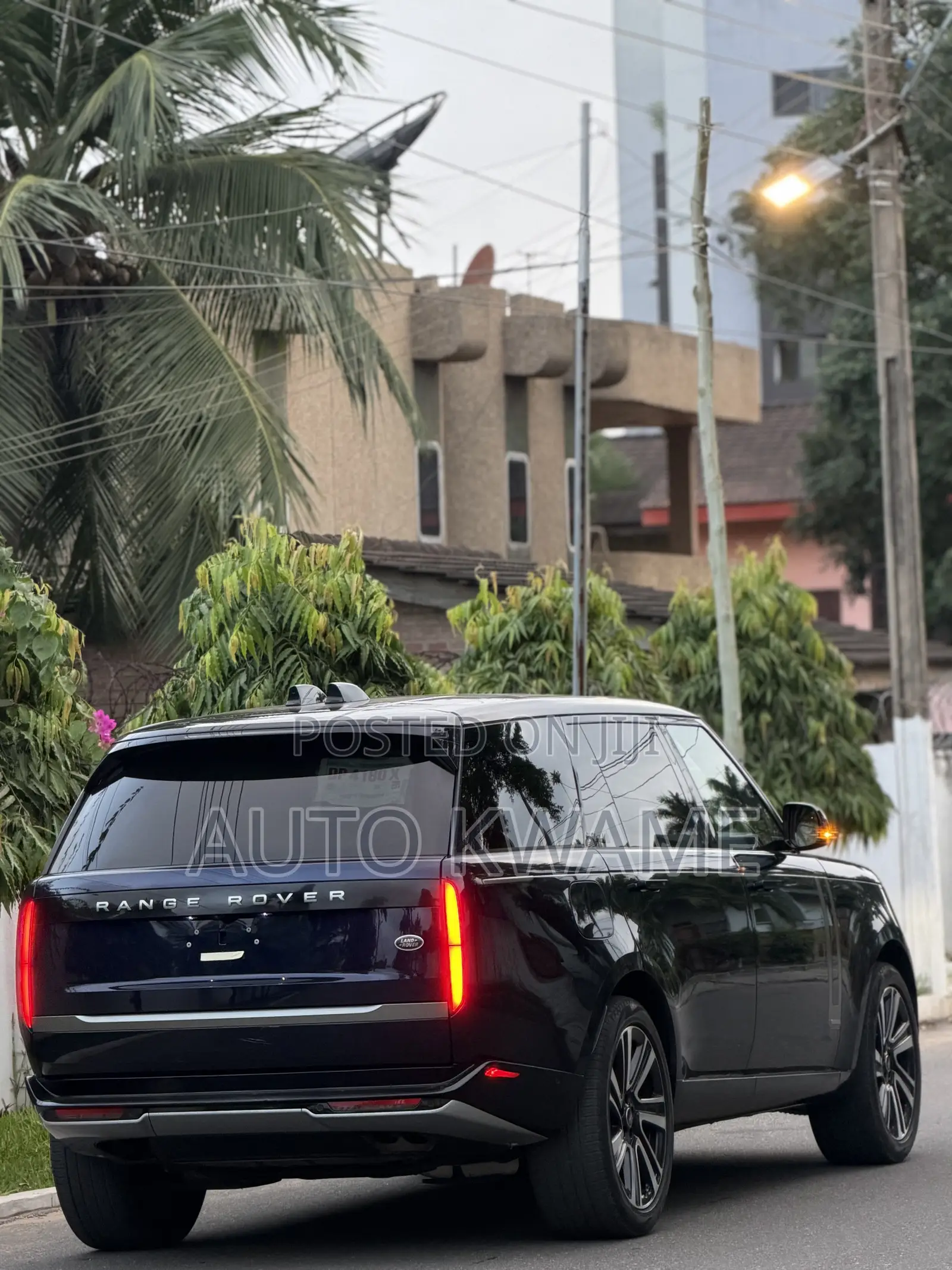 Land Rover Range Rover Vogue 2023 Blue