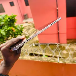 Apple iPad Pro 12.9 (2022) 256 GB Black