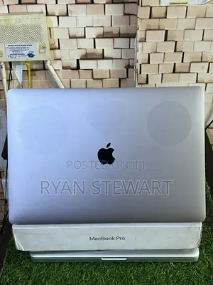 Laptop Apple MacBook Pro 2019 32GB Intel Core i9 SSD 1T