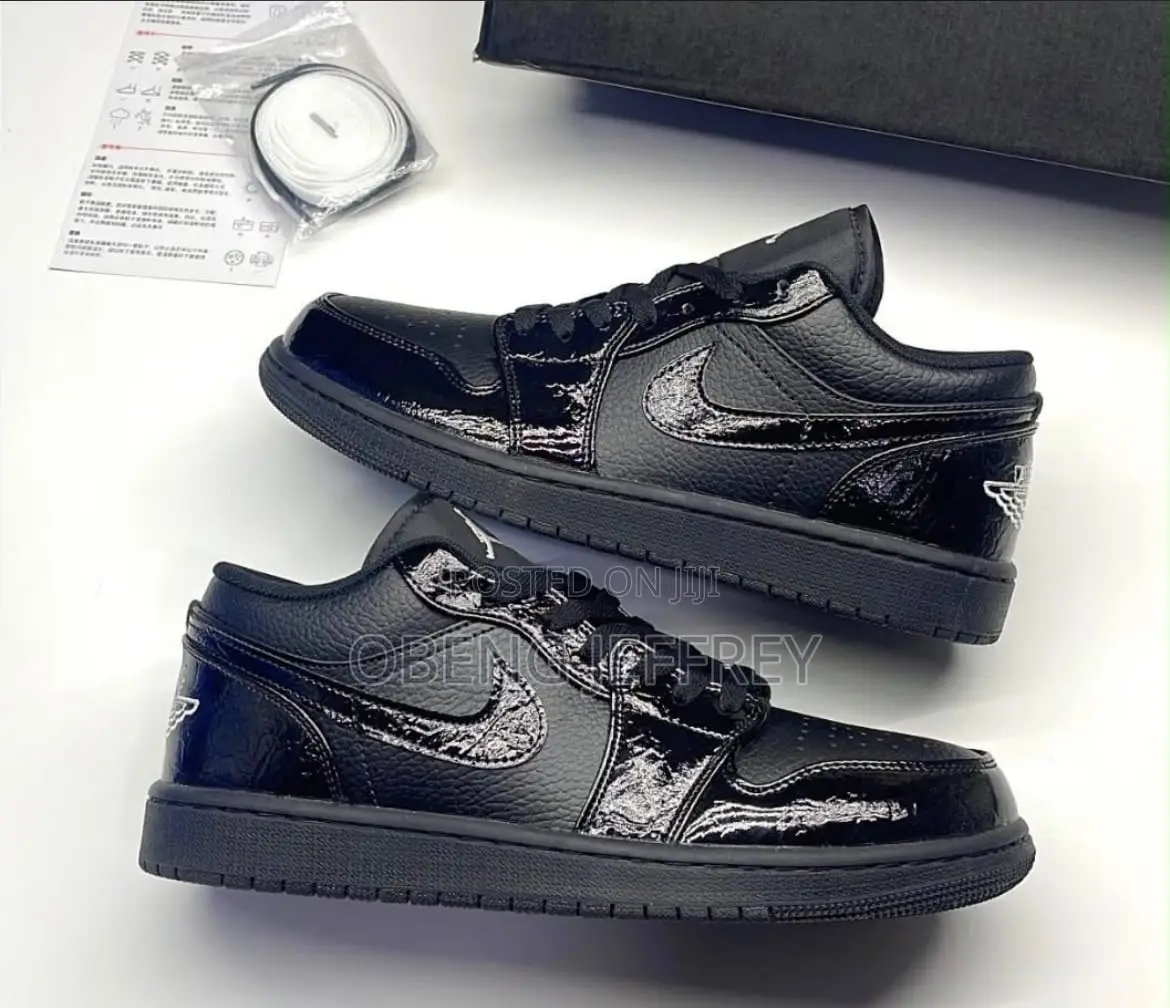 Original Jordan 1 Low Patent Black Elephant