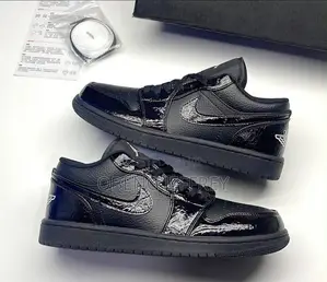 Original Jordan 1 Low Patent Black Elephant