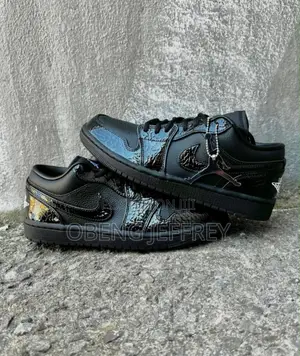 Original Jordan 1 Low Patent Black Elephant