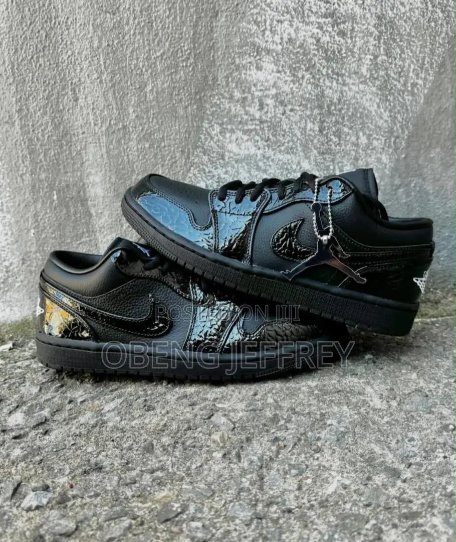 Original Jordan 1 Low Patent Black Elephant