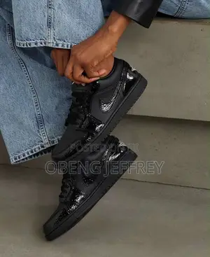 Original Jordan 1 Low Patent Black Elephant
