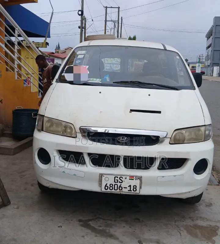 Hyundai H-100 2003 White