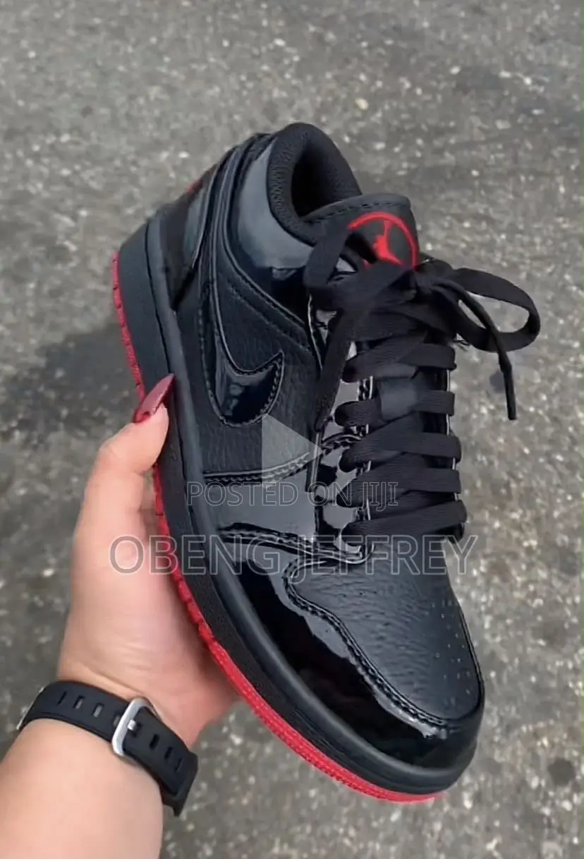Original Nike Jordan 1 Low Retro Sleek Black, Sole Red